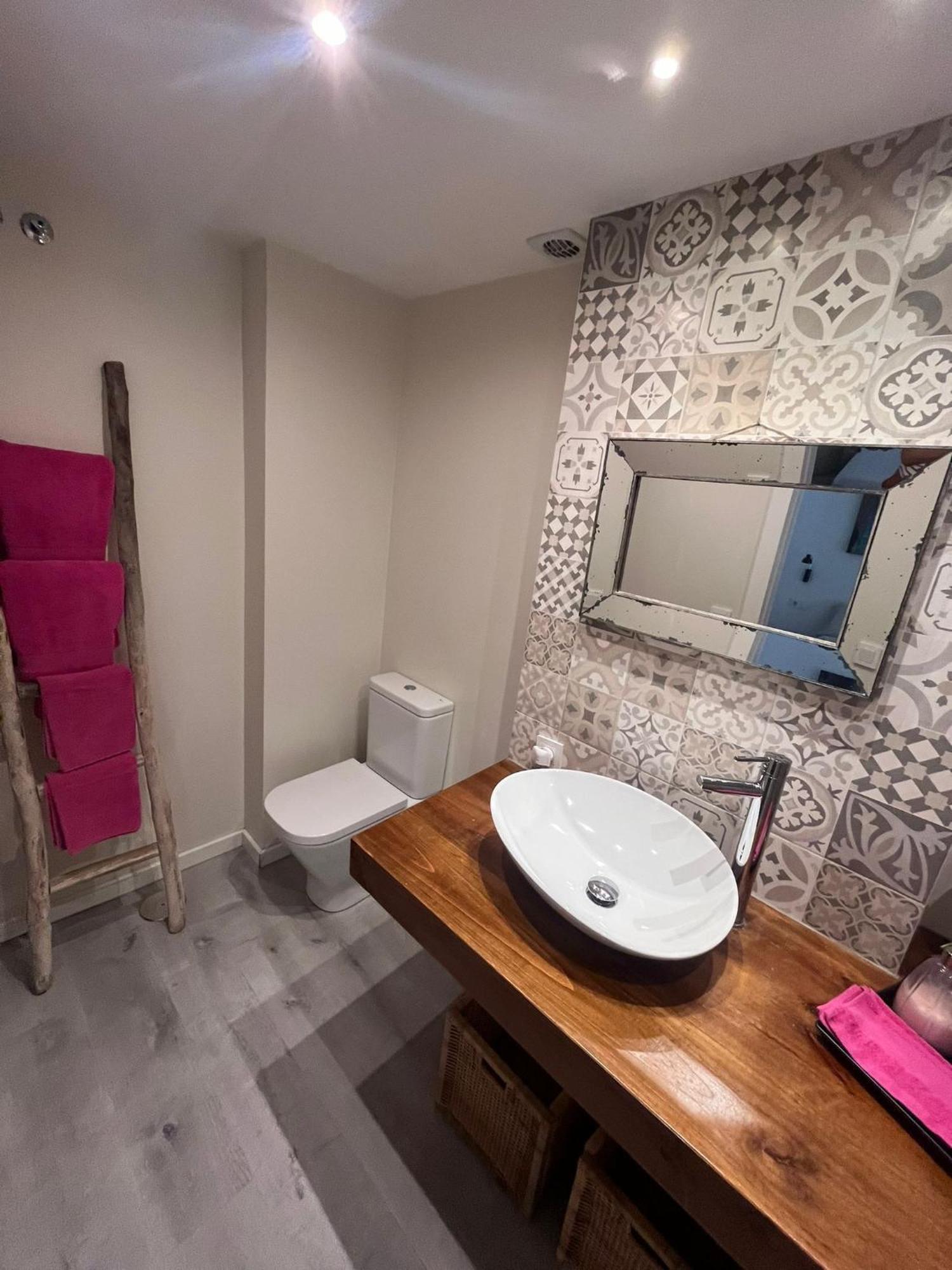 Appartamento Beautiful Loft In Old Town Alicante Esterno foto
